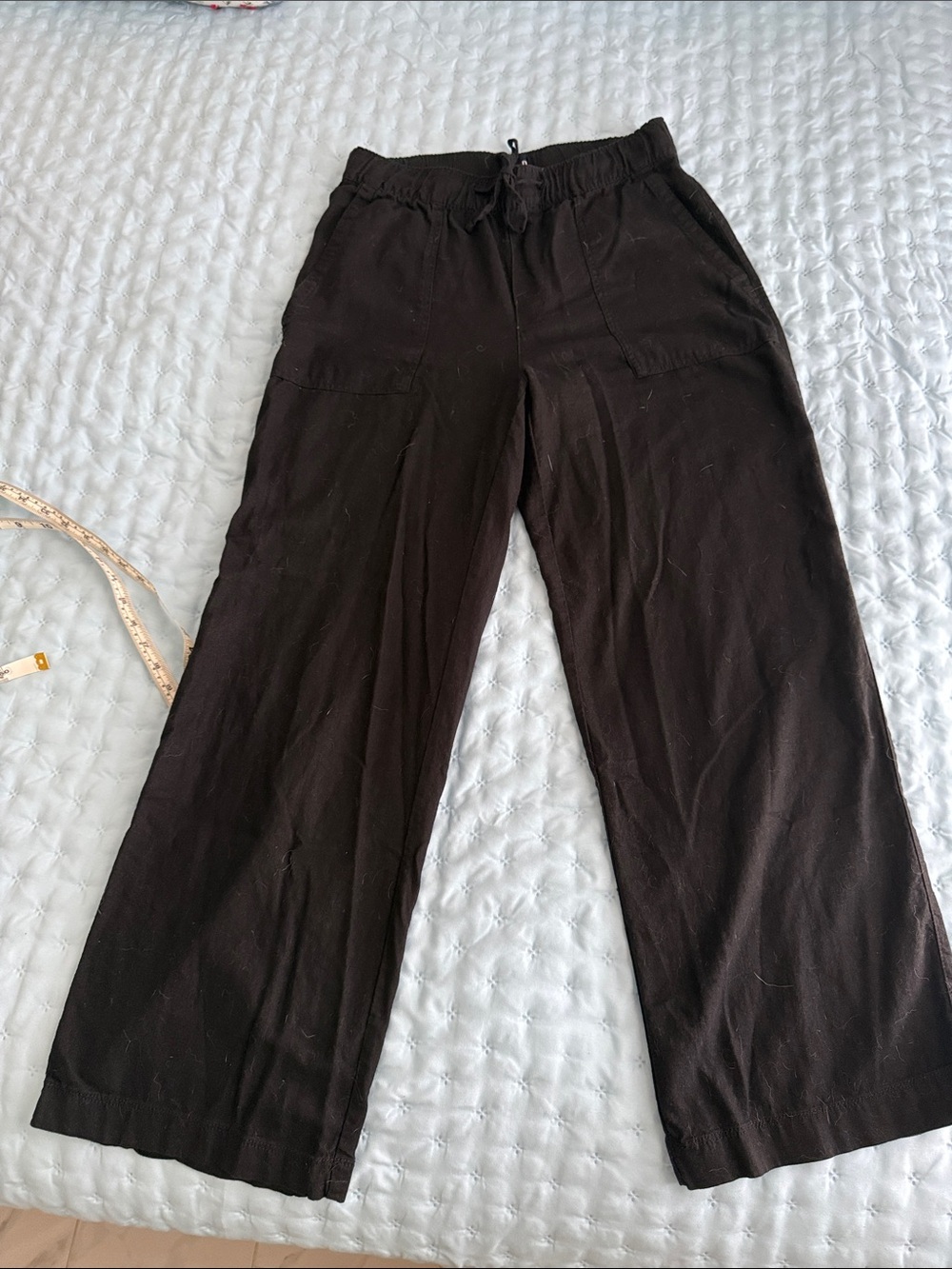 Women’s Gap Black Drawstring Wide-Leg Pants size small with pockets